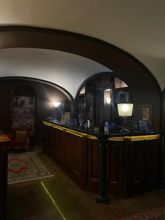 Albergo Ristorante Trieste Boves Exterior foto
