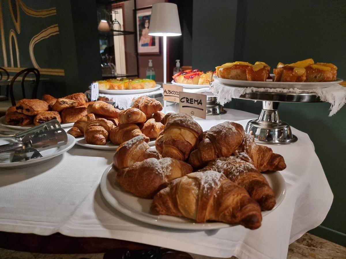 Albergo Ristorante Trieste Boves Exterior foto